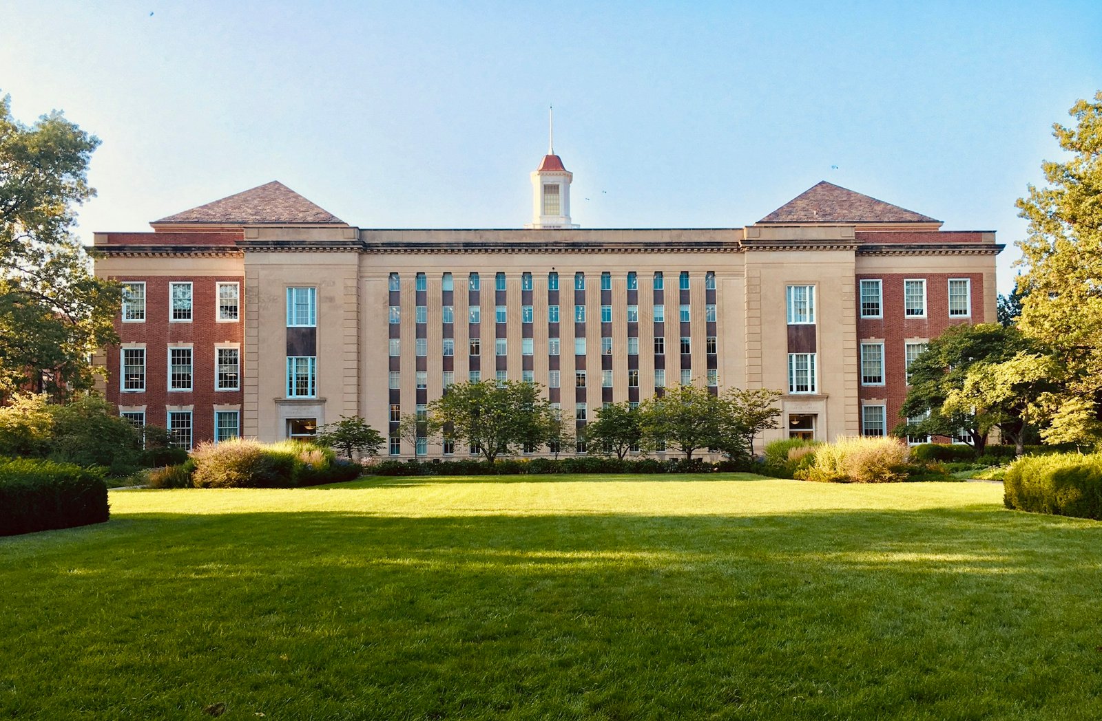 University building and lawn on a campus